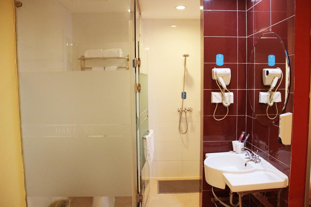 Hanting Express Shanghai Jinqiao Middle Yanggao Road Zimmer foto