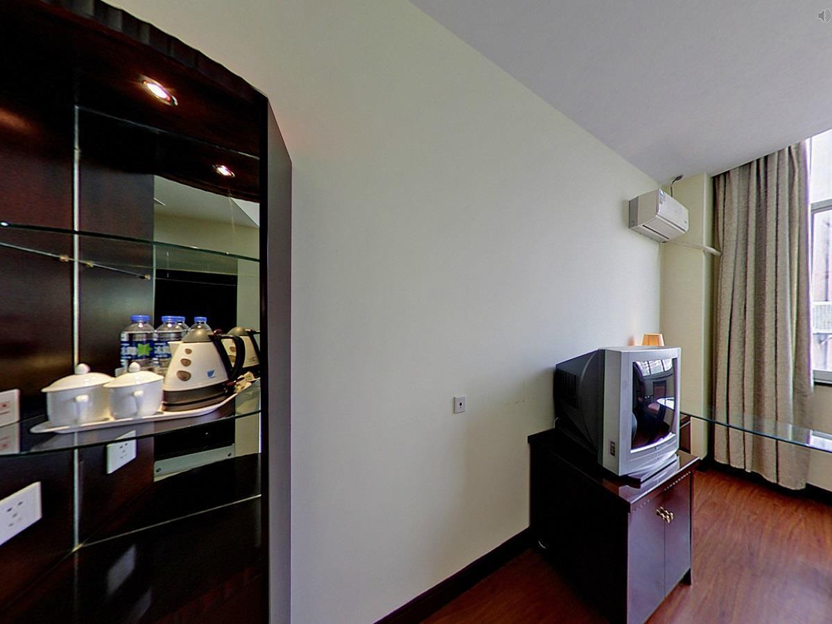 Hanting Express Shanghai Jinqiao Middle Yanggao Road Exterior foto